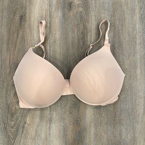 Victoria’s Secret Very Sexy underwire nude bra 36DD